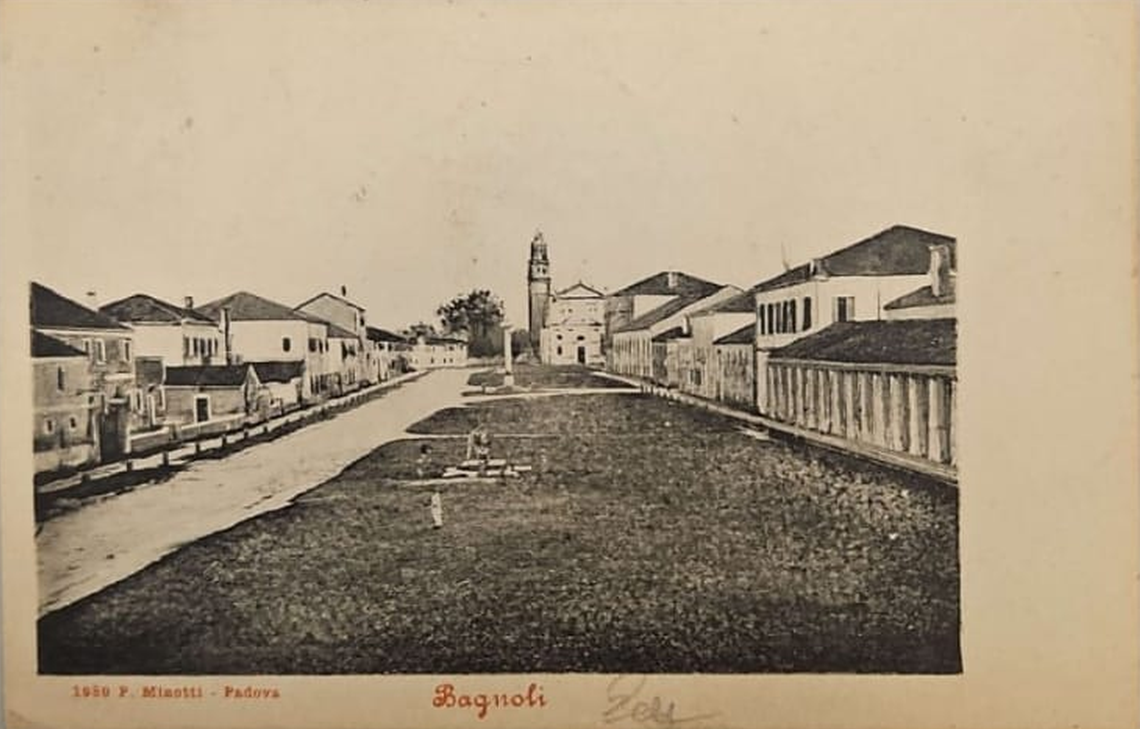 Veduta della piazza di Bagnoli di Sopra
